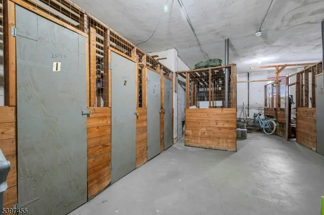 $240,000 | 203 North Beverwyck Road, Unit 1, Lake Hiawatha, NJ 07034