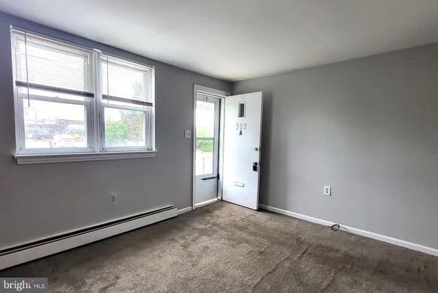 $1,150 | 309 Green Street, Unit A, Marcus Hook, PA 19061