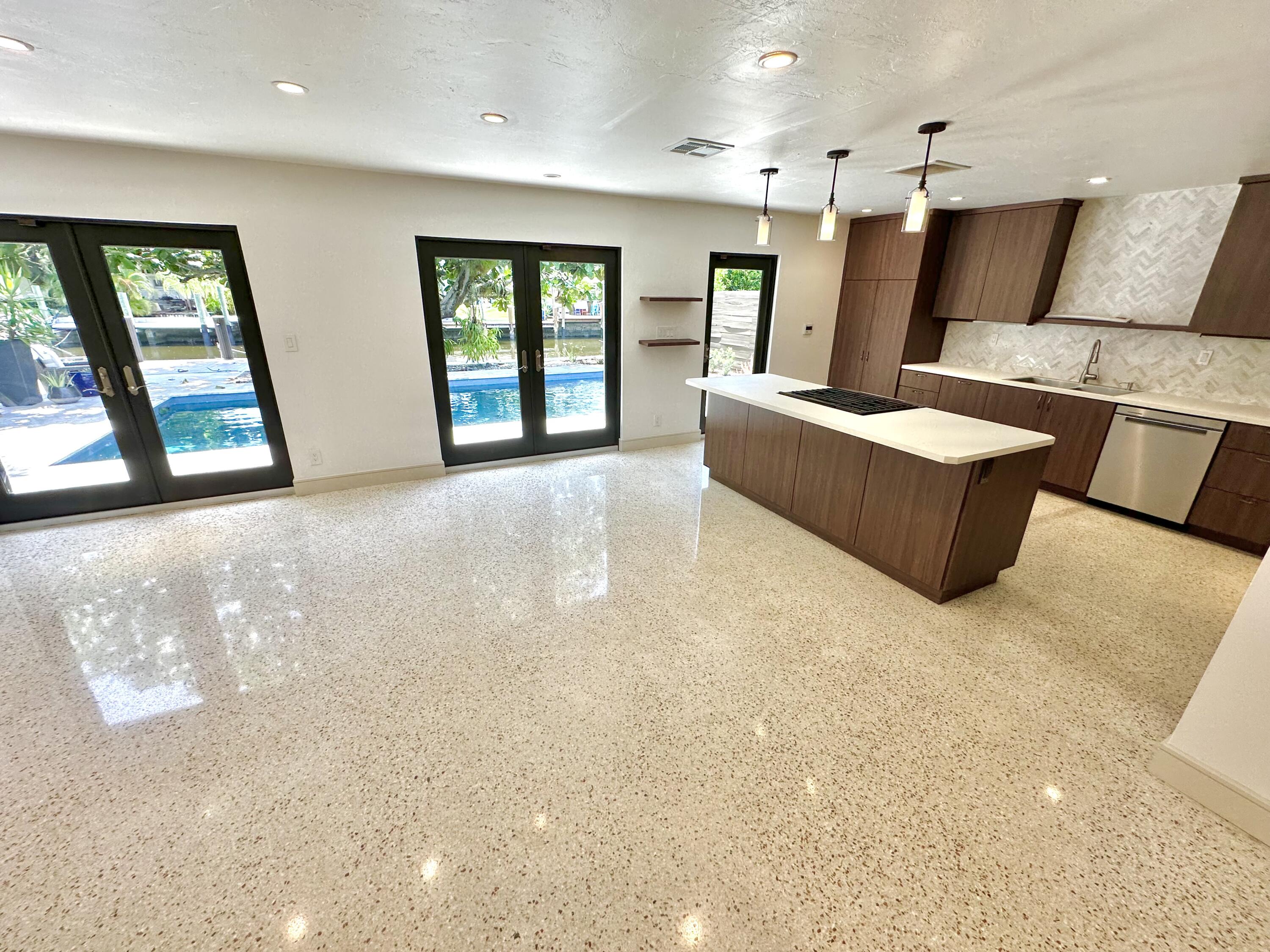 2001 North Victoria Park Road Fort Lauderdale, FL 33305 - Photo 2 of 3 IMG_0751