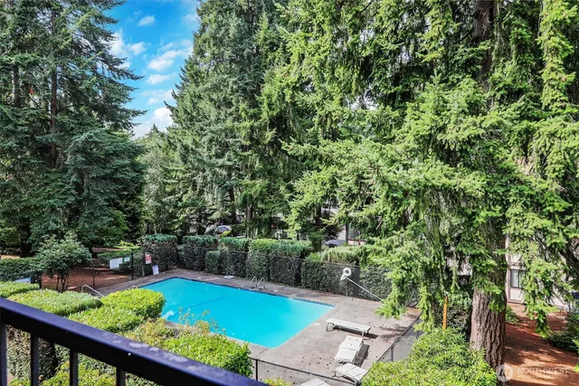$240,000 | 4501 Grandview Drive West, Unit T208, University Place, WA 98466