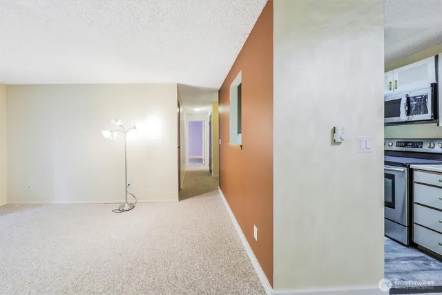 $240,000 | 4501 Grandview Drive West, Unit T208, University Place, WA 98466