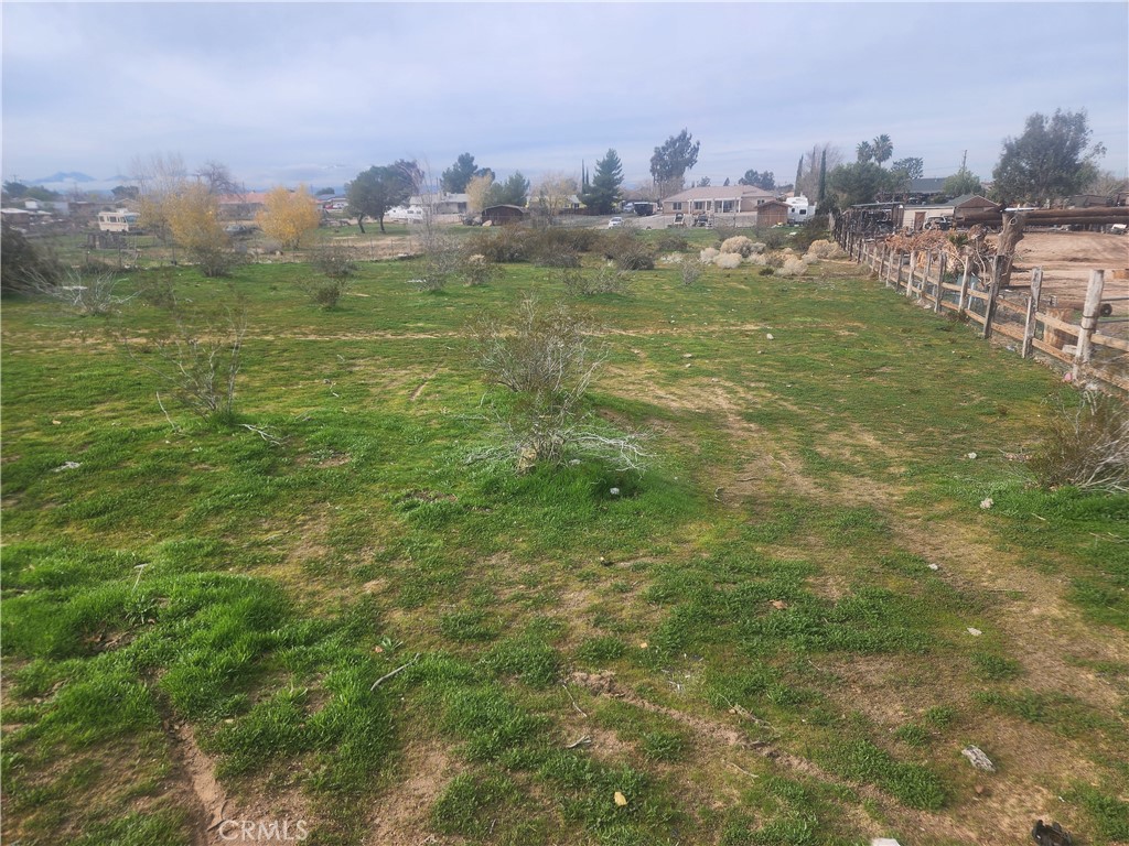 0 7th Hesperia, CA 92345 - Photo 2 of 3 a view of a city