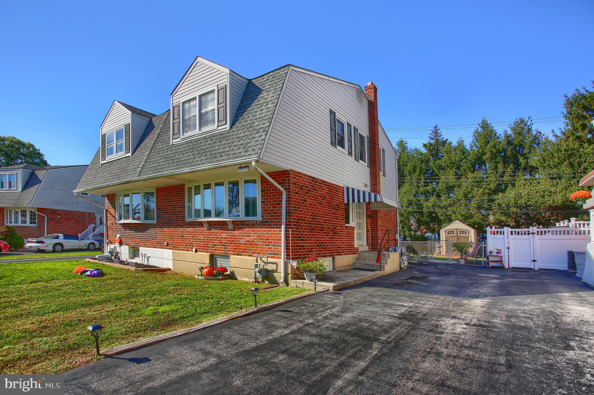 1602 Blackrock Road Swarthmore, PA 19081 - Photo 2 of 27 Front of Home and Driveway