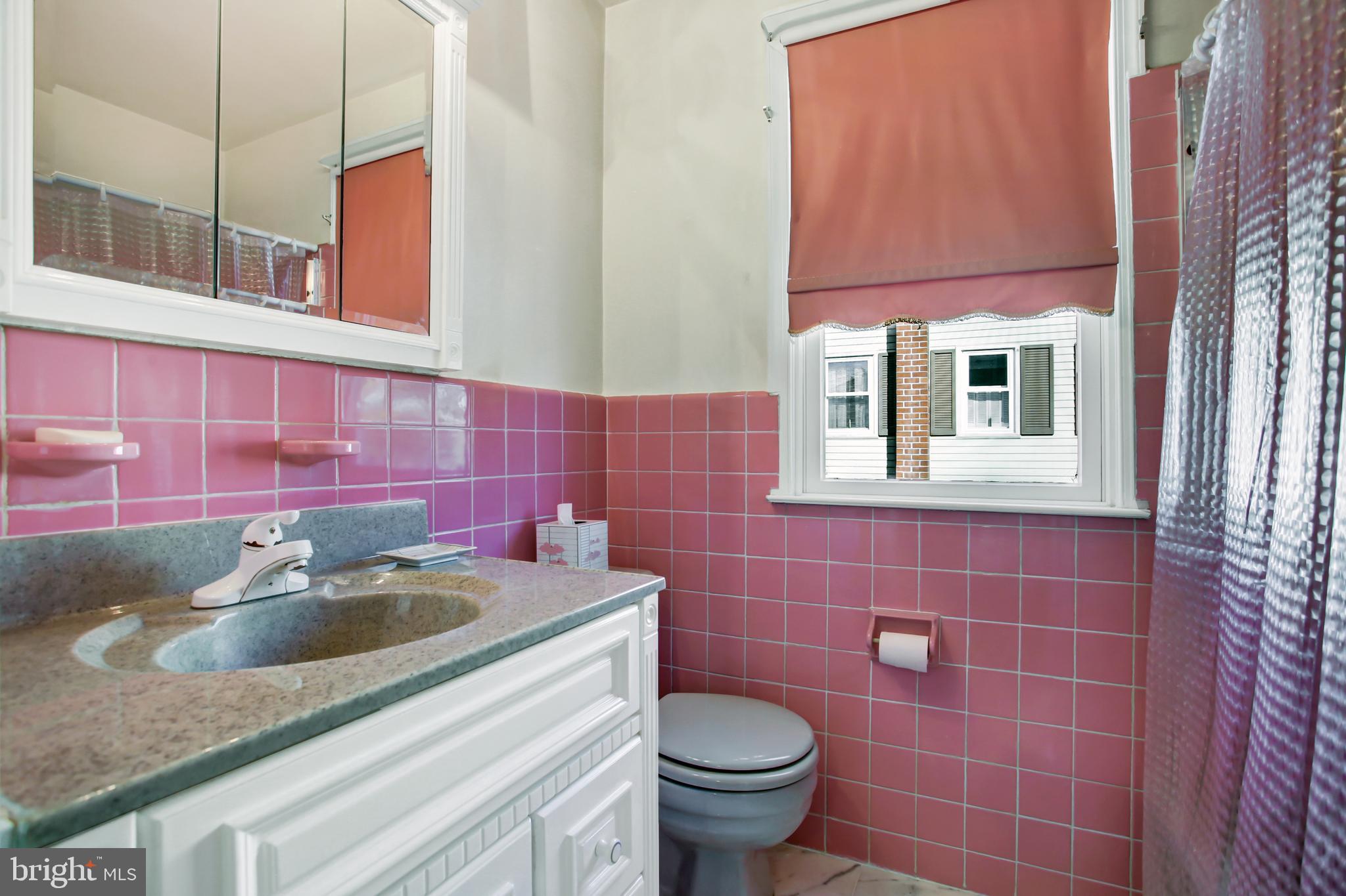 1602 Blackrock Road Swarthmore, PA 19081 - Photo 18 of 27 Hall Bathroom