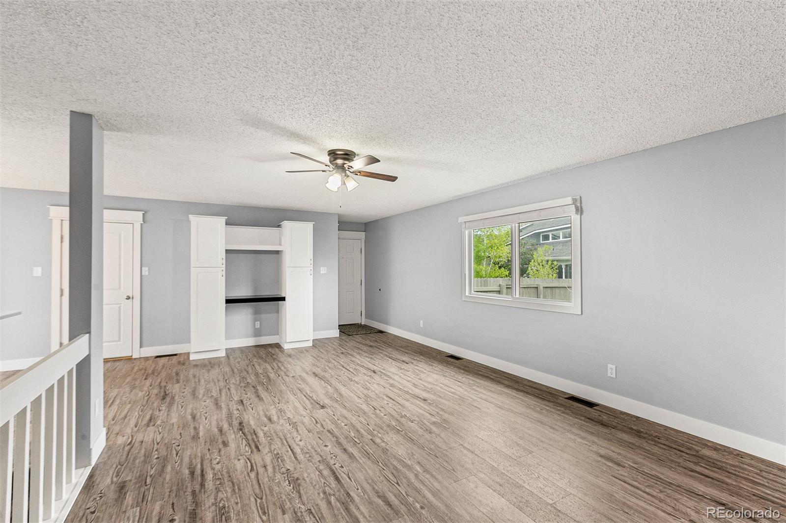 817 Holmes Place Berthoud, CO 80513 - Photo 4 of 30