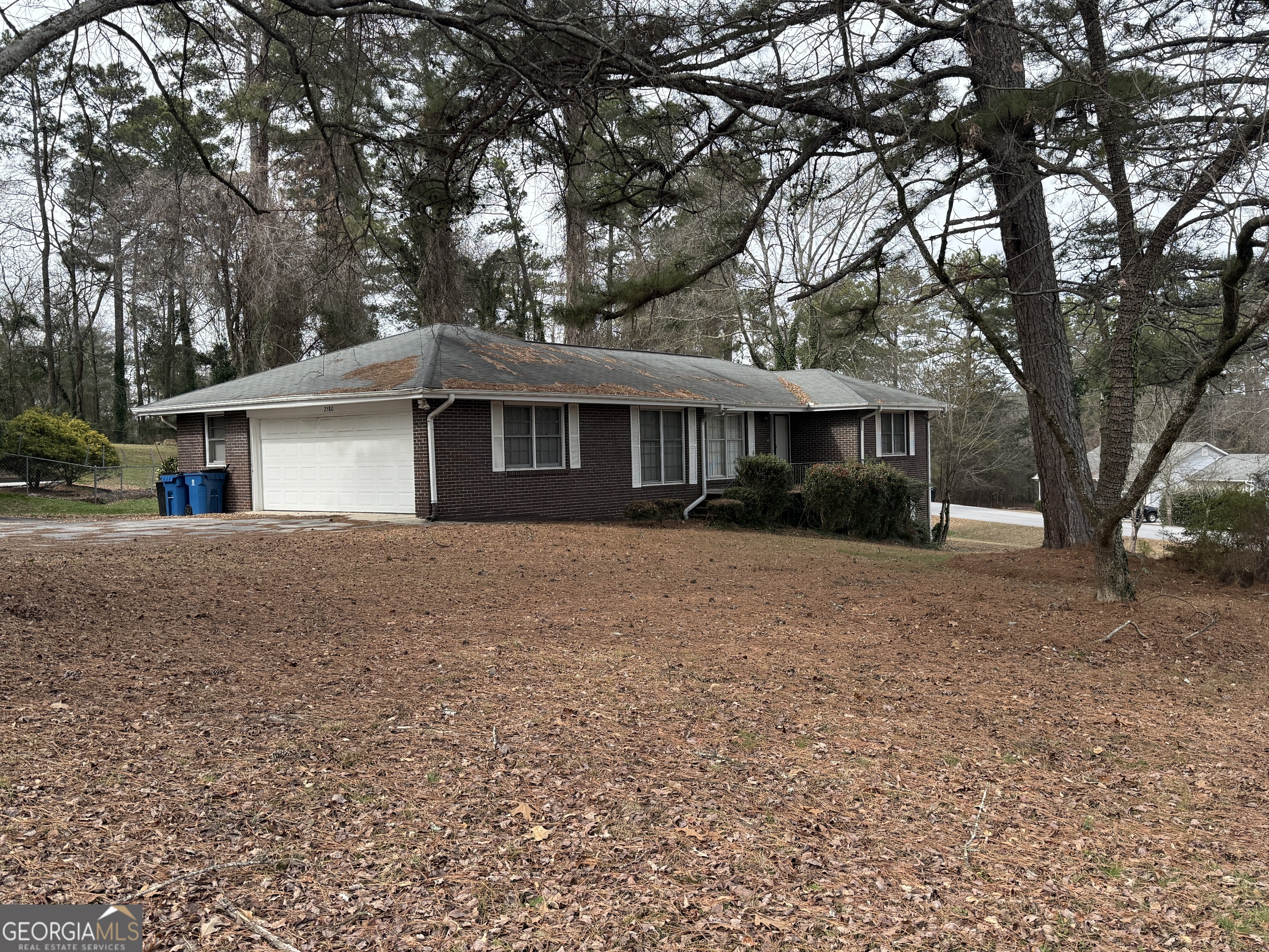 2580 Lake Capri Road Northwest Conyers, GA 30012 - Photo 2 of 52