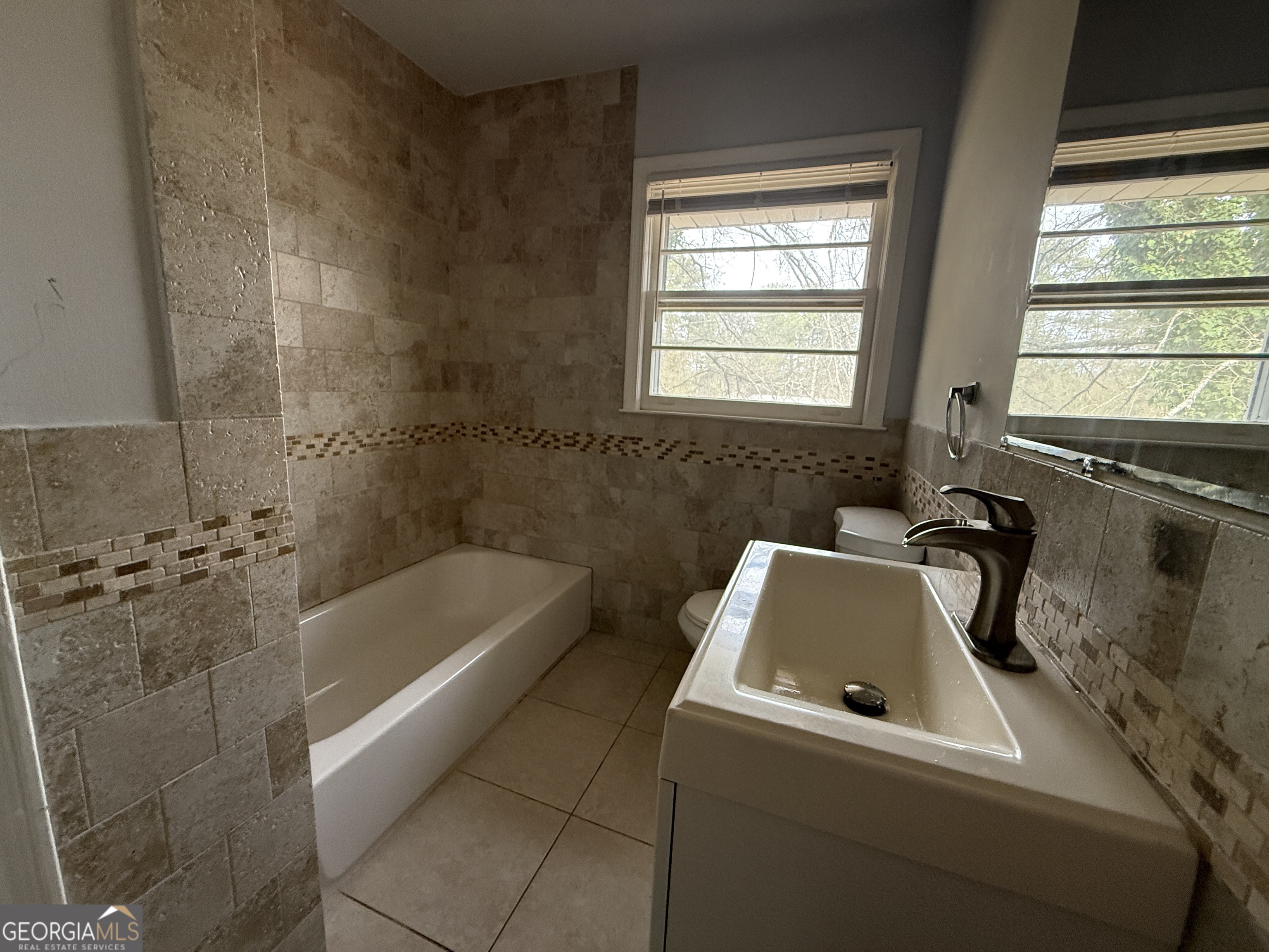 2580 Lake Capri Road Northwest Conyers, GA 30012 - Photo 33 of 52