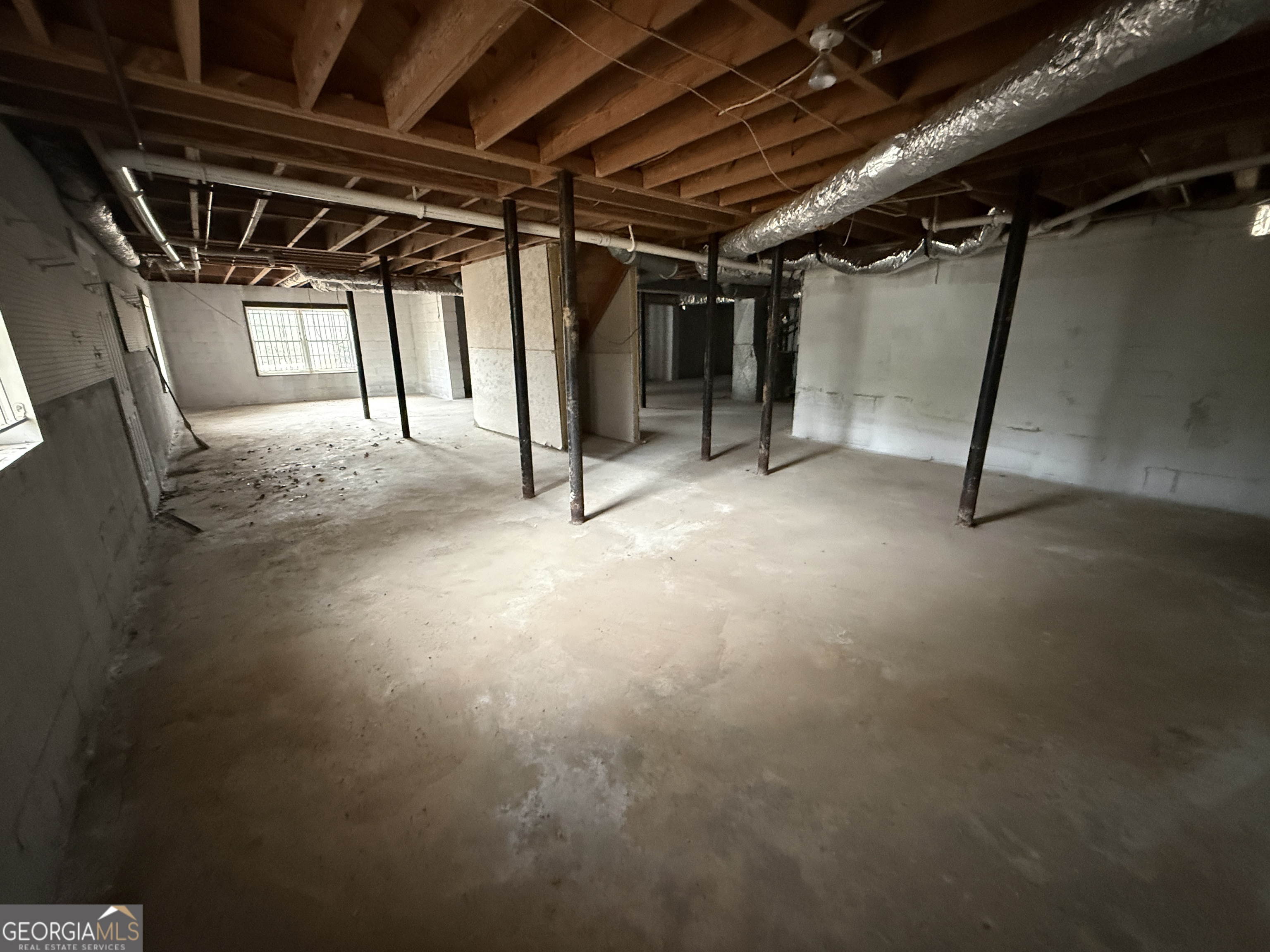 2580 Lake Capri Road Northwest Conyers, GA 30012 - Photo 38 of 52