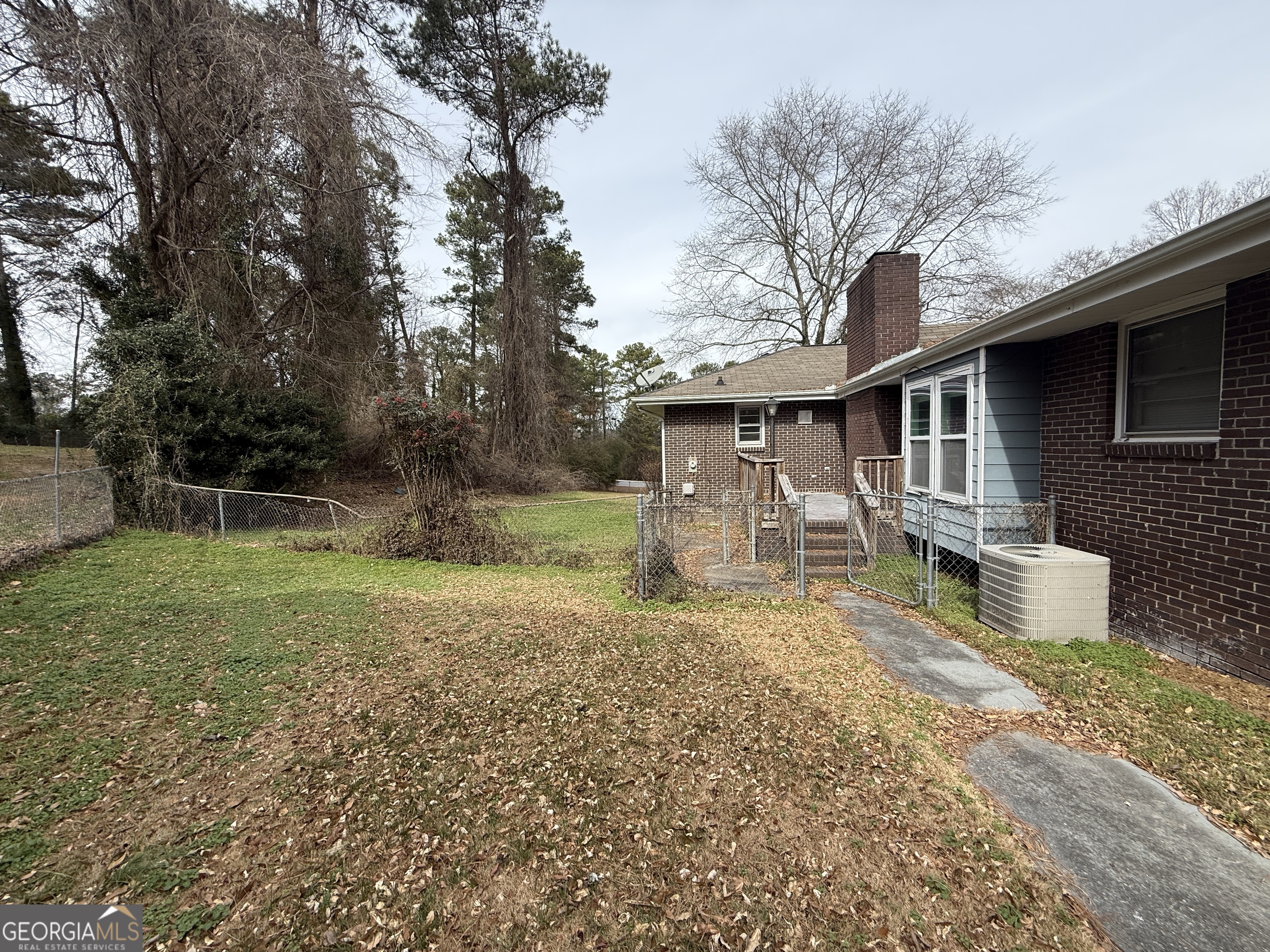 2580 Lake Capri Road Northwest Conyers, GA 30012 - Photo 45 of 52