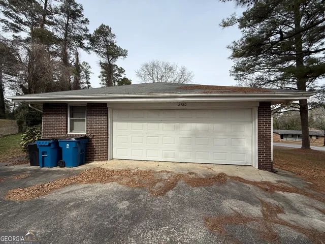 $290,000 | 2580 Lake Capri Road Northwest, Conyers, GA 30012