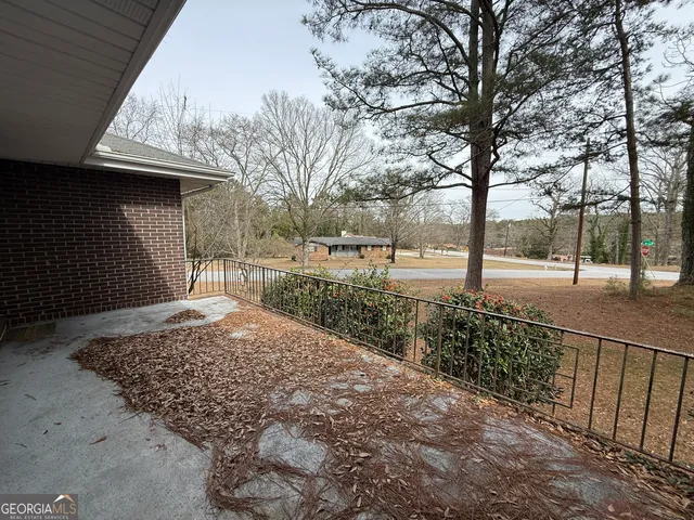 $290,000 | 2580 Lake Capri Road Northwest, Conyers, GA 30012