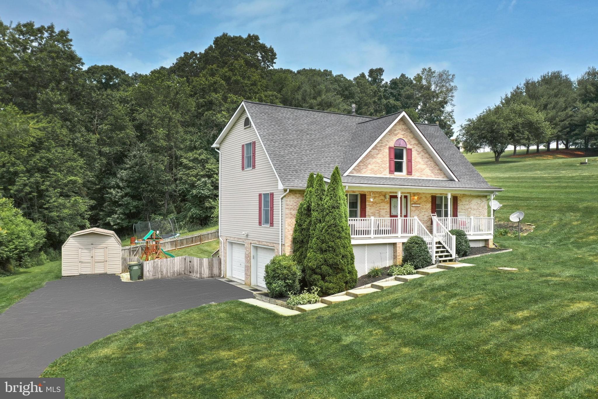 3915 Bowers Road Stewartstown, PA 17363 - Photo 3 of 47 Gallery Image 3