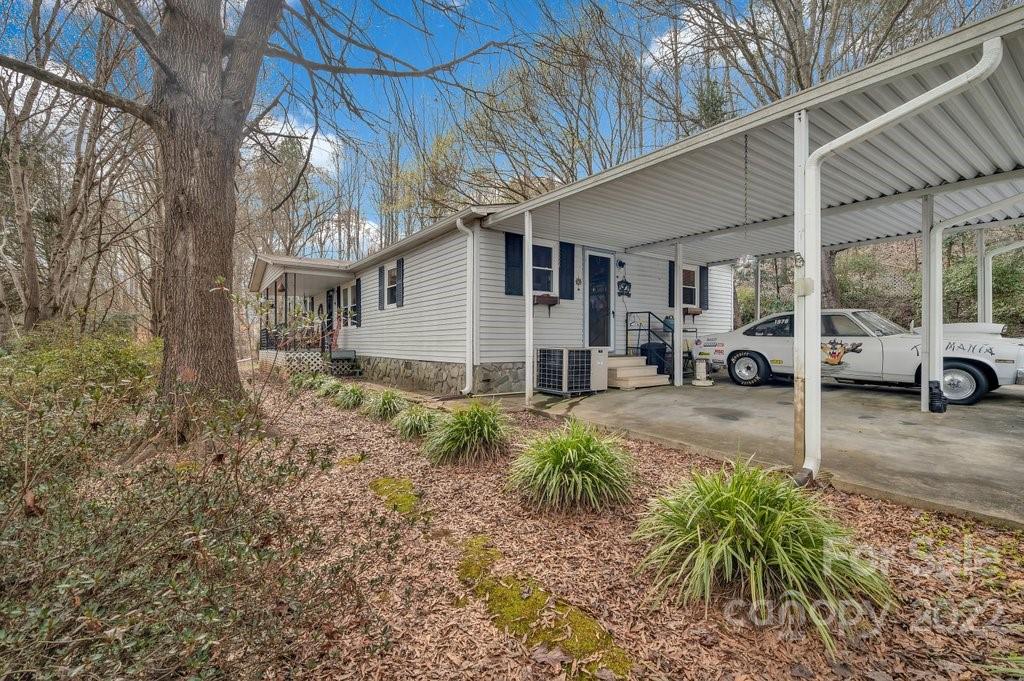 1197 Finger Bridge Road Hickory, NC 28602 - Photo 1 of 32 Gallery Image 1