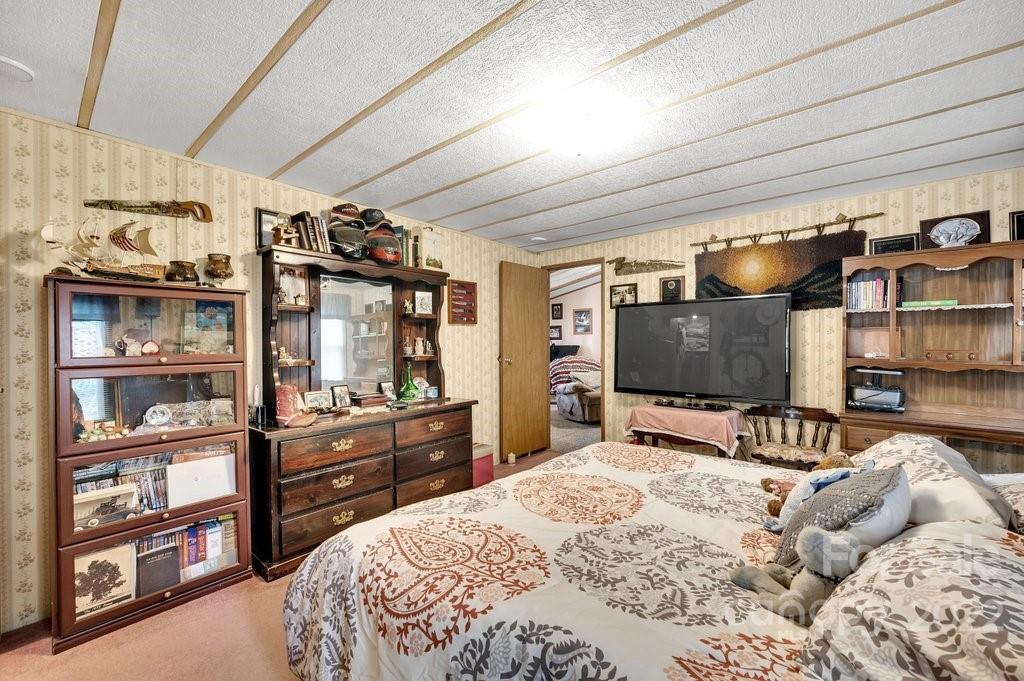 1197 Finger Bridge Road Hickory, NC 28602 - Photo 16 of 32 Gallery Image 16
