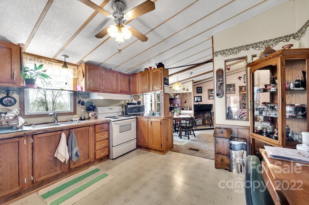 1197 Finger Bridge Road Hickory, NC 28602 - Photo 7 of 32 Gallery Image 7