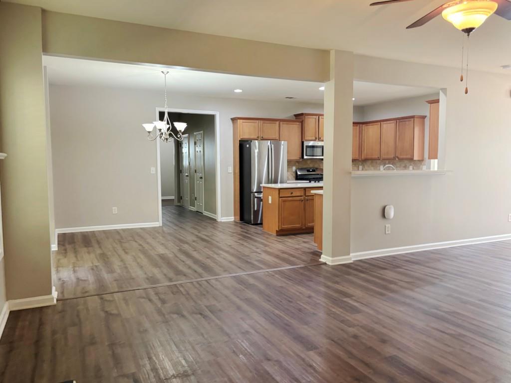 1450 Mystic Ridge Place Cumming, GA 30040 - Photo 8 of 31