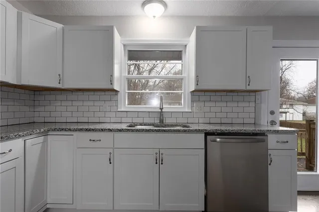 $274,000 | 13008 Corrington Avenue, Grandview, MO 64030