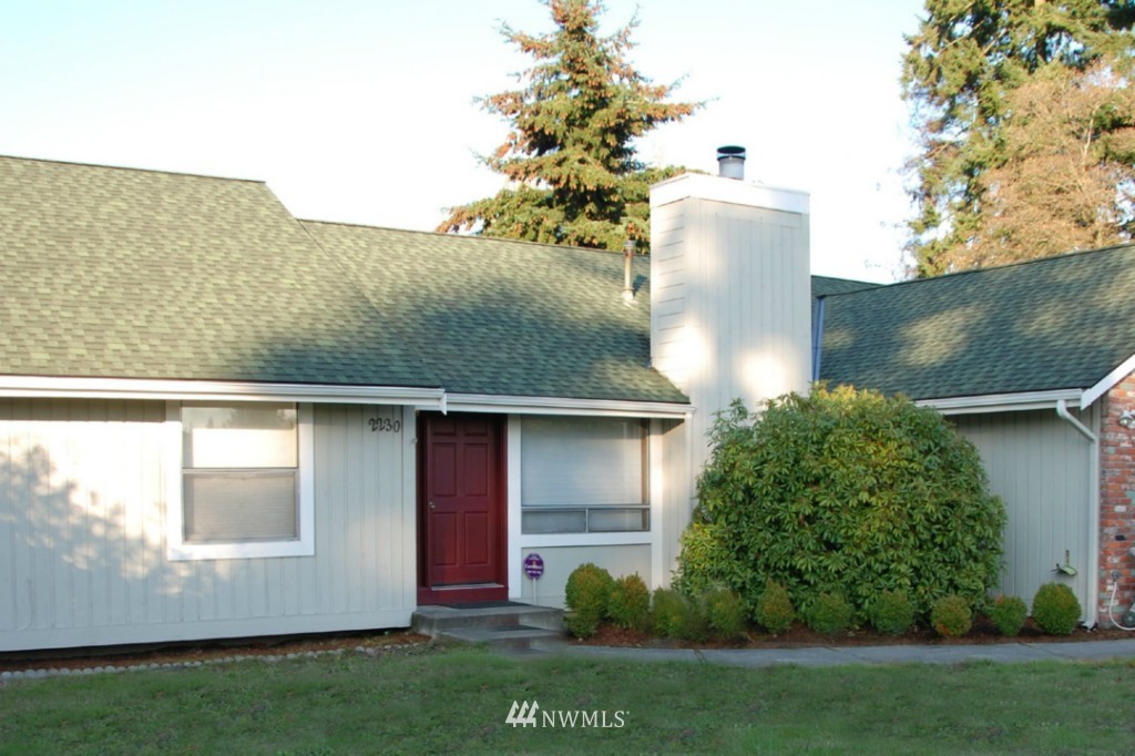 2230 Northeast 27th Street Renton, WA 98056 - Photo 2 of 13