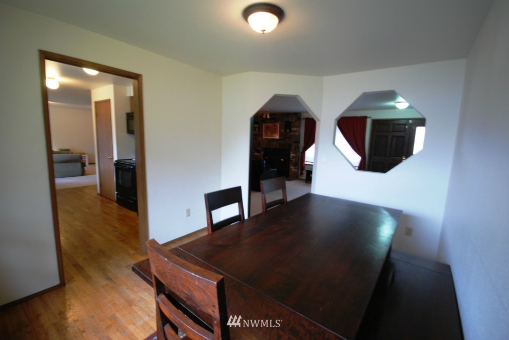 2230 Northeast 27th Street Renton, WA 98056 - Photo 6 of 13