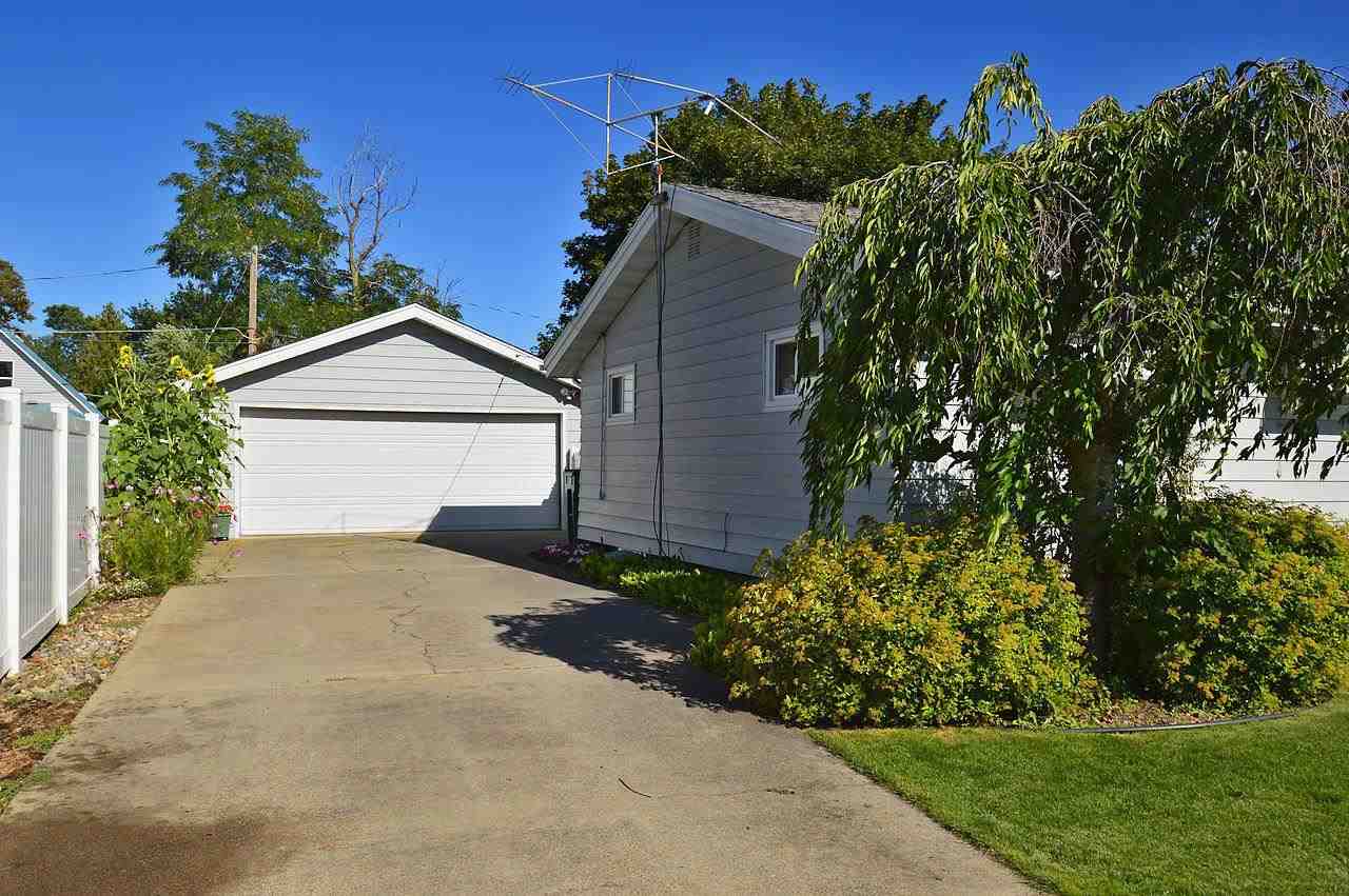 411 South Leta Road Spokane Valley, WA 99216 - Photo 15 of 20