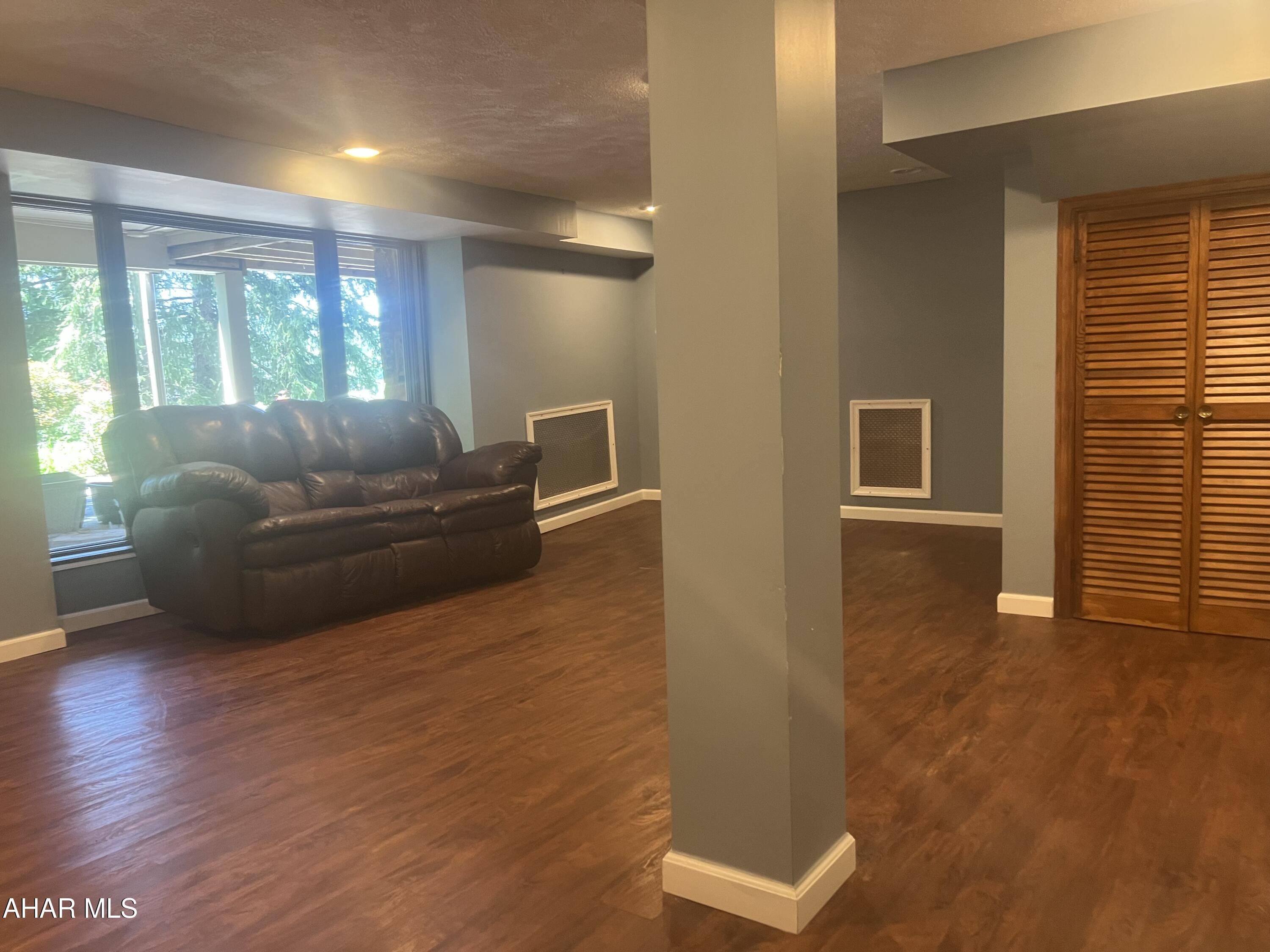 4022 Ridge Avenue Altoona, PA 16602 - Photo 46 of 71