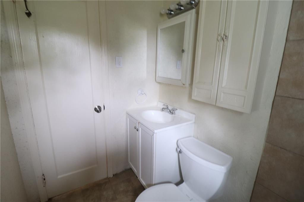 1555 Bevan Road Pittsburgh, PA 15227 - Photo 15 of 29 Gallery Image 15