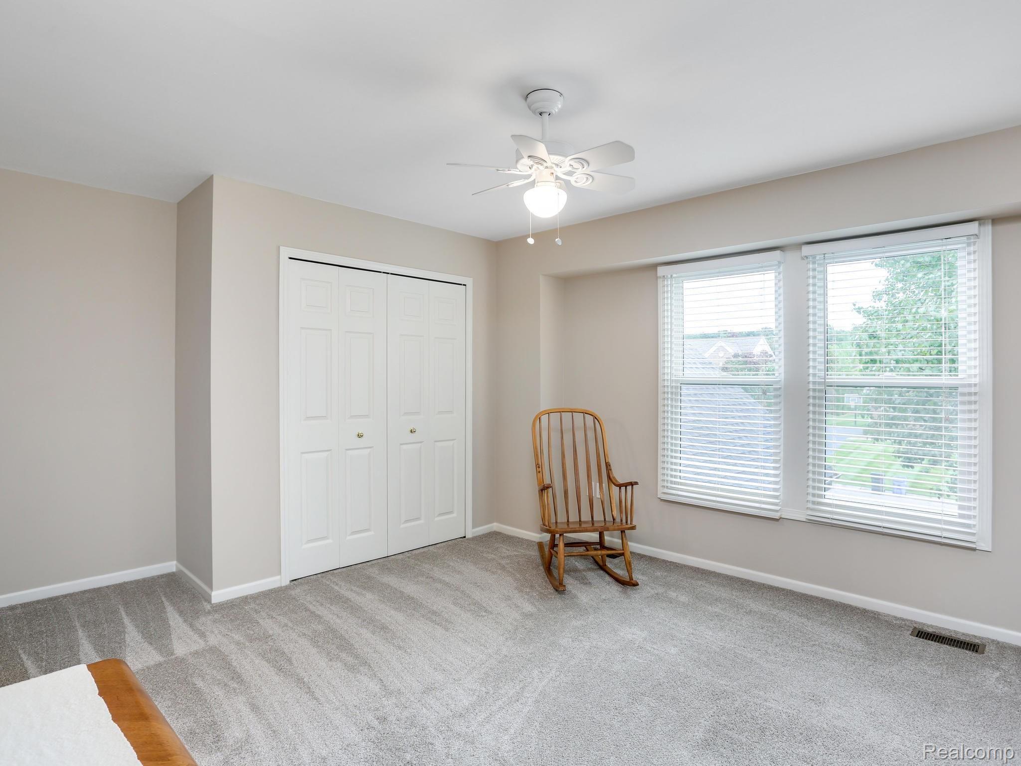 4546 Woodcliff Court Rochester, MI 48306 - Photo 22 of 43 Bedroom