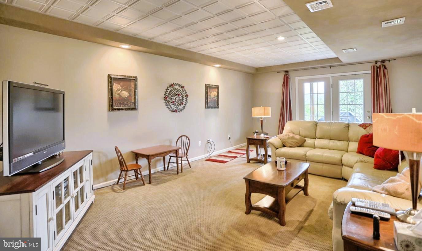 1402 Ridgeview Drive Morgantown, PA 19543 - Photo 15 of 27 Gallery Image 15