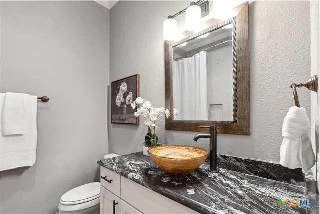 $705,000 | 3311 Boone Drive, Lago Vista, TX 78645