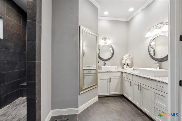 $705,000 | 3311 Boone Drive, Lago Vista, TX 78645