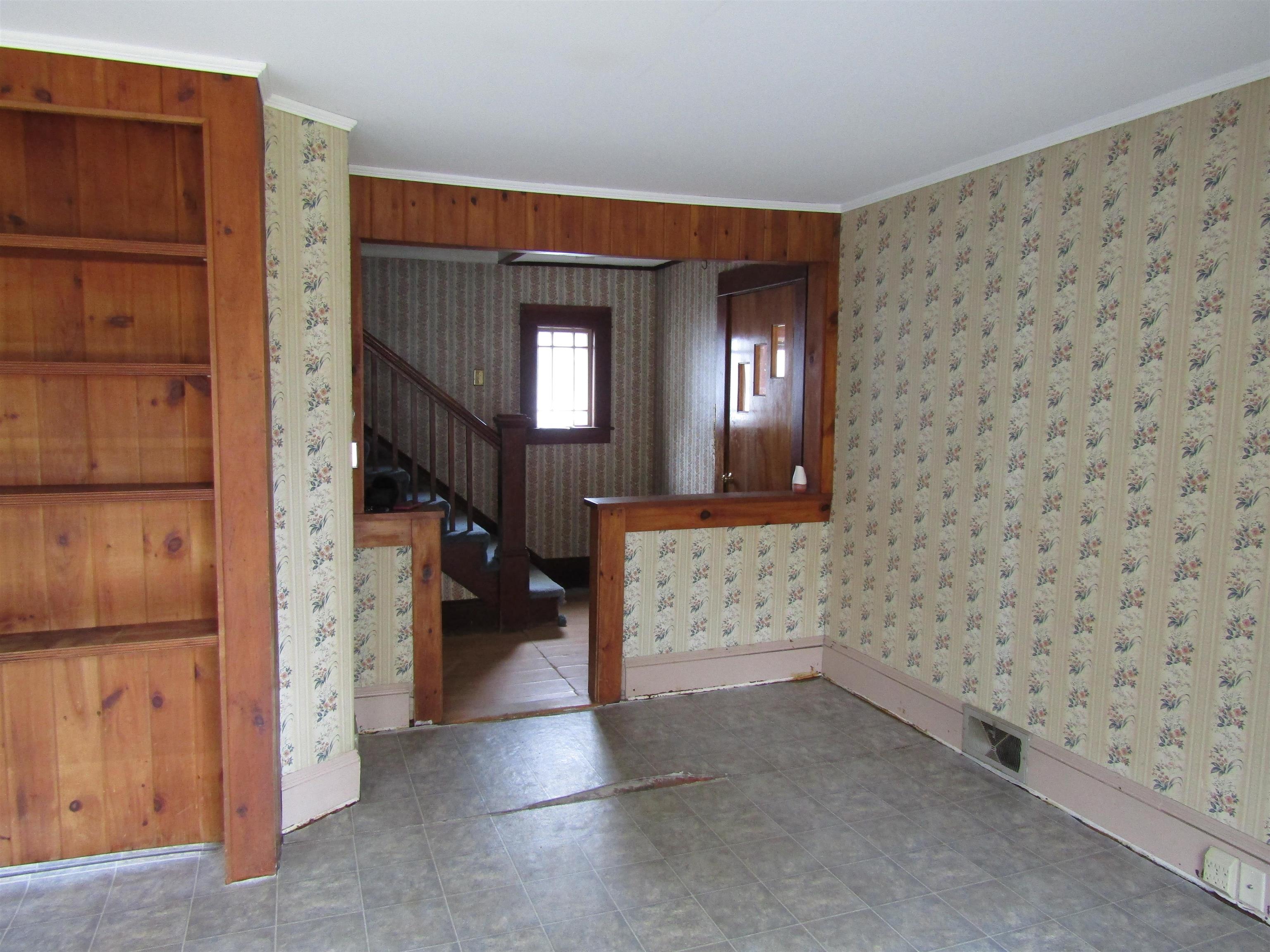 142 Maple Street Newport, NH 03773 - Photo 3 of 20