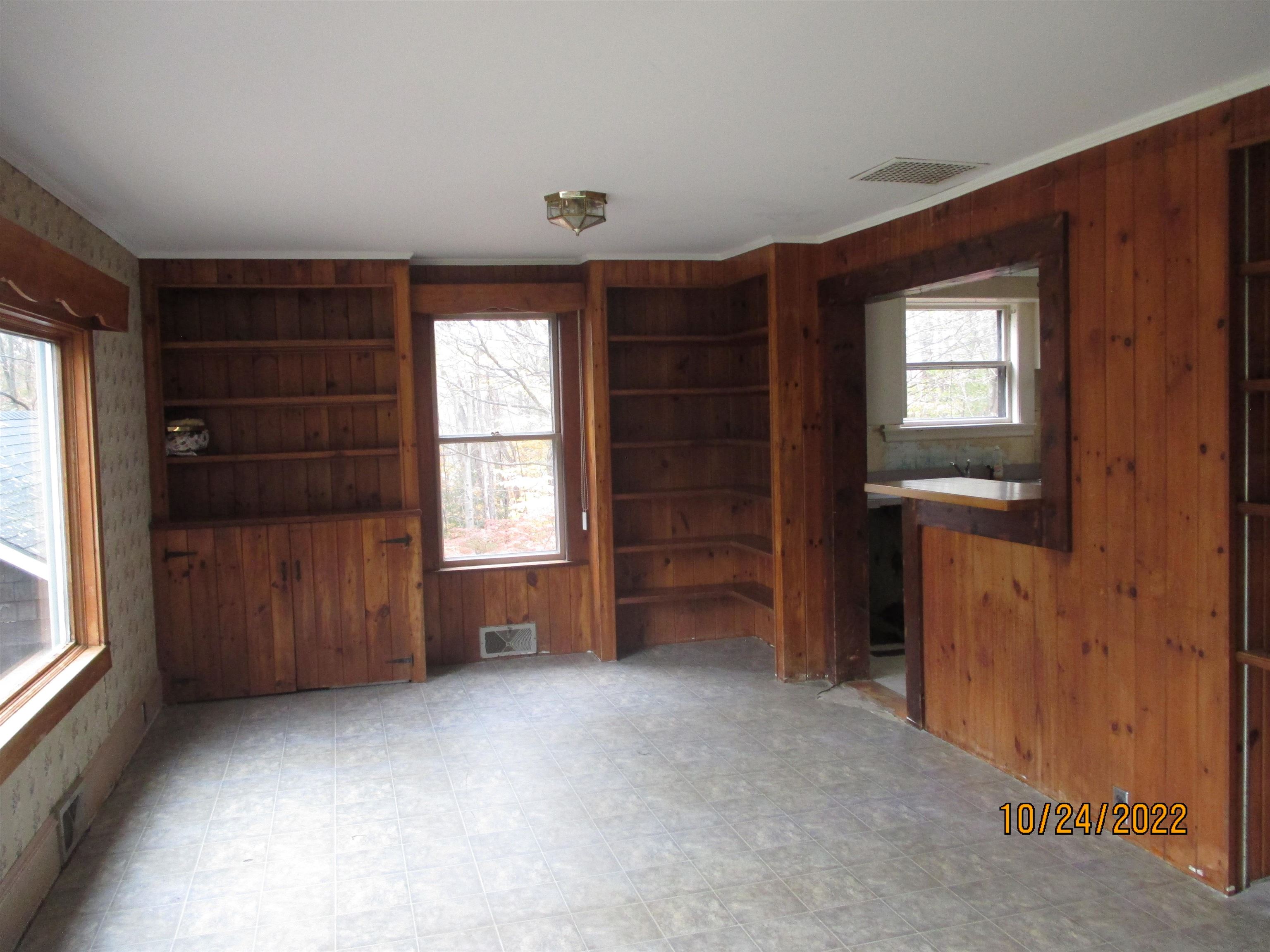 142 Maple Street Newport, NH 03773 - Photo 5 of 20