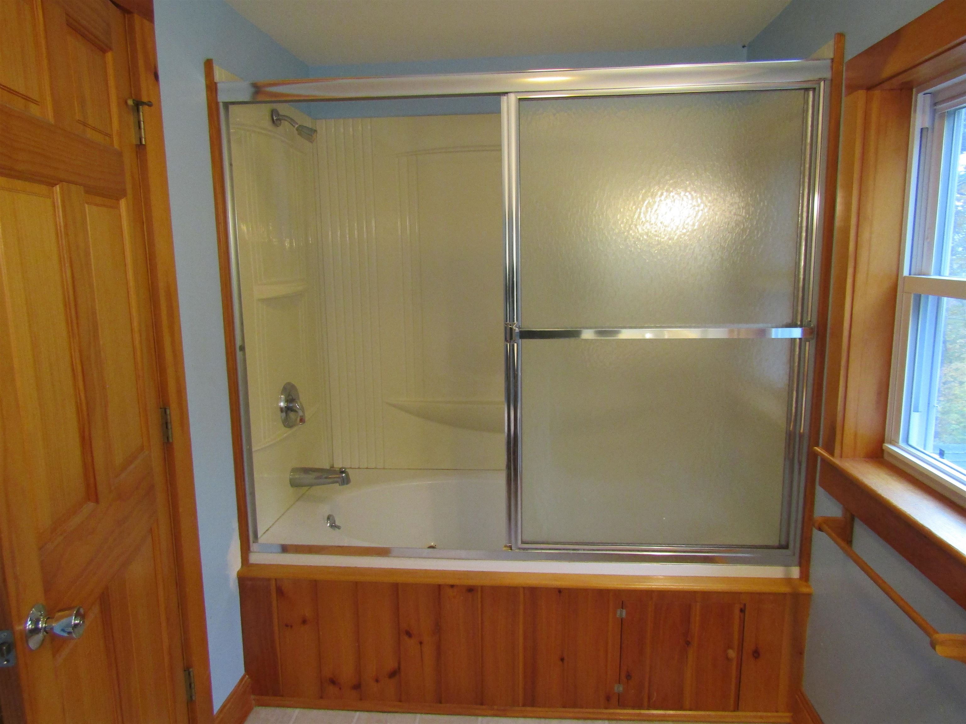 142 Maple Street Newport, NH 03773 - Photo 10 of 20