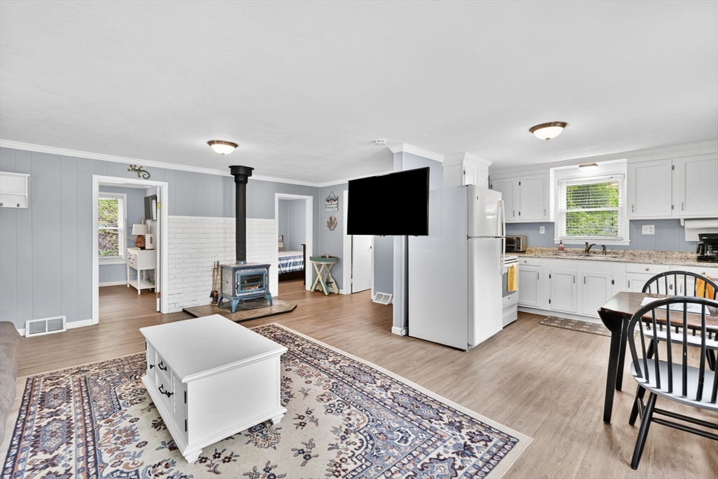 12 Forest Court Holland, MA 01521 - Photo 15 of 32