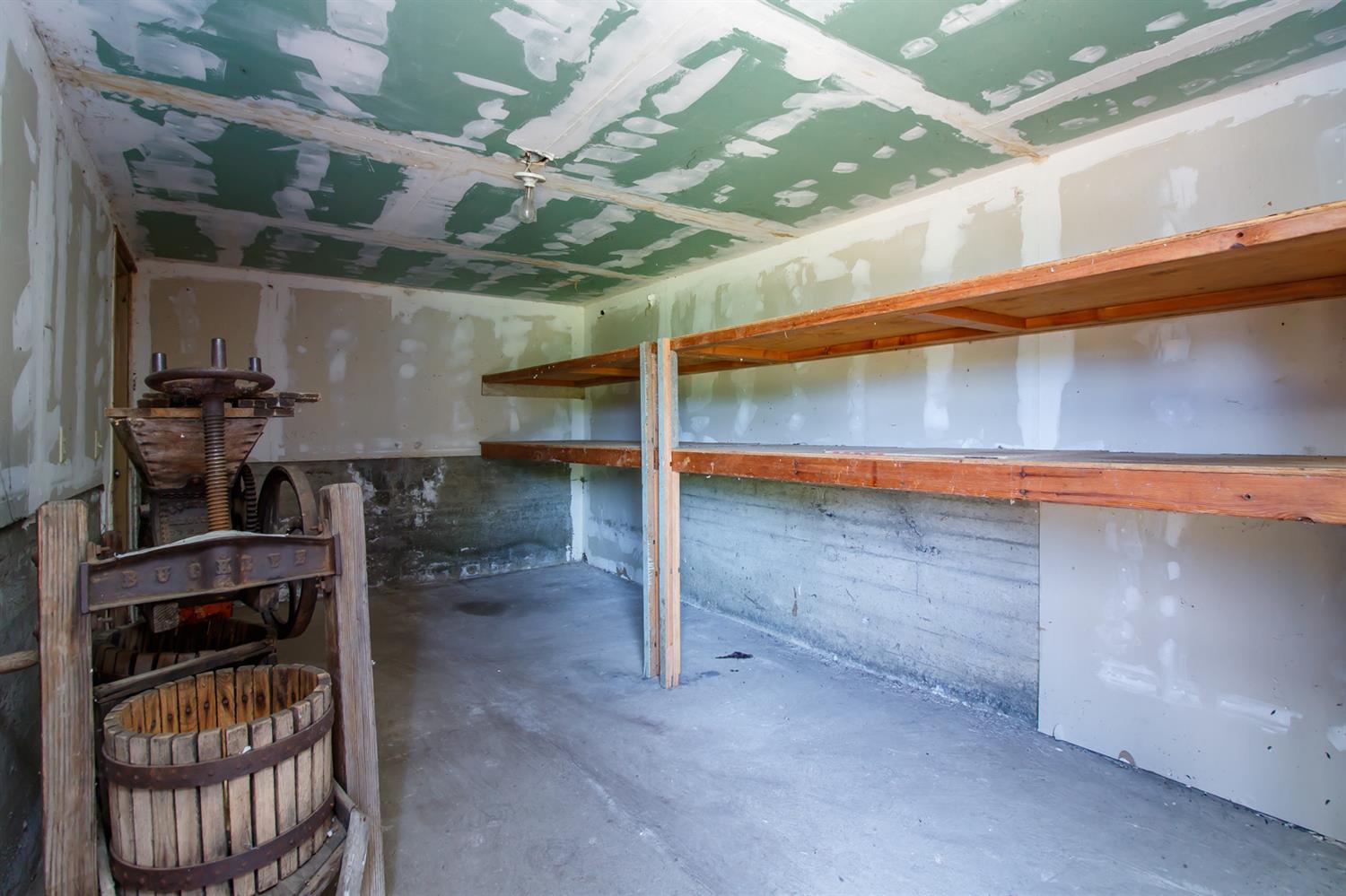 1039 West Valley View Road Ashland, OR 97520 - Photo 31 of 32 Additional Photo