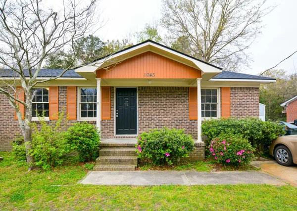 $2,130 | 1045 Harbor View Road, Unit B, Charleston, SC 29412