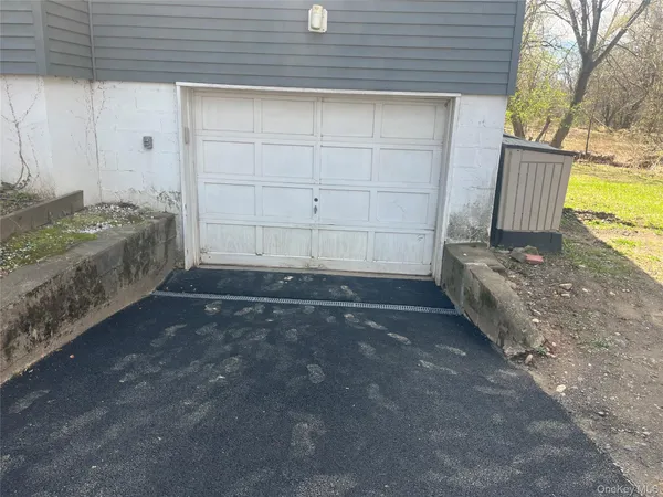 $2,750 | 598 Highway 303, Blauvelt, NY 10913