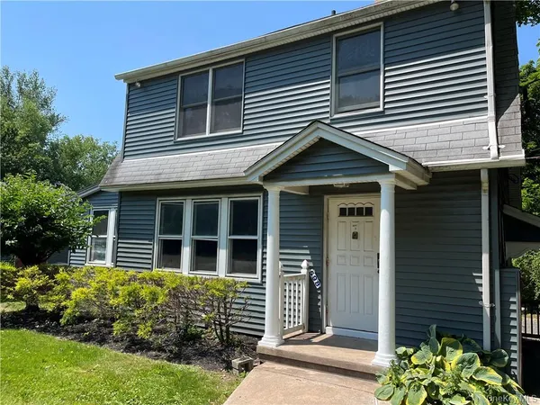 $2,750 | 598 Highway 303, Blauvelt, NY 10913