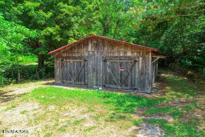 1970 Carrs Creek Road Townsend, TN 37882 - Photo 38 of 59 20240719104814447405000000