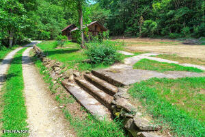 1970 Carrs Creek Road Townsend, TN 37882 - Photo 6 of 59 20240719105015939343000000