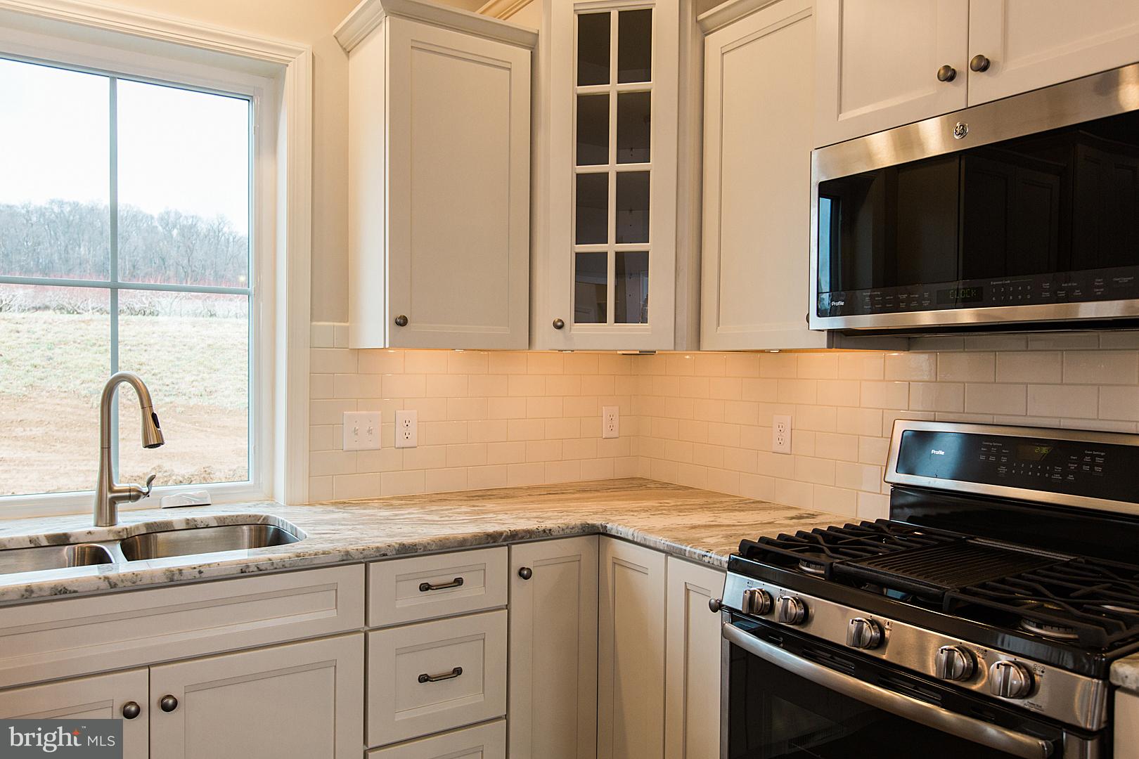530 East Delp Road Lancaster, PA 17601 - Photo 22 of 56 Gallery Image 22