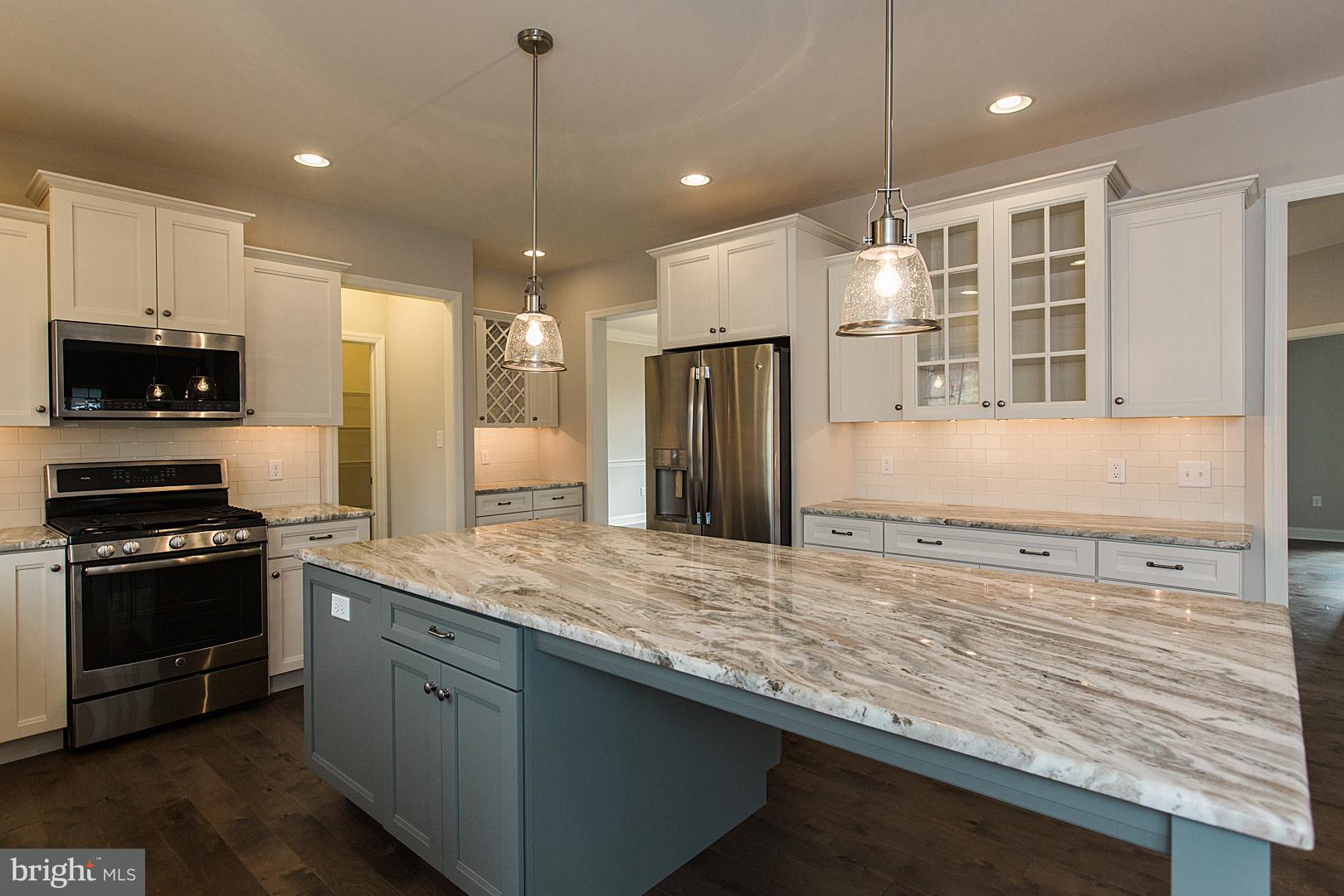 530 East Delp Road Lancaster, PA 17601 - Photo 23 of 56 Gallery Image 23