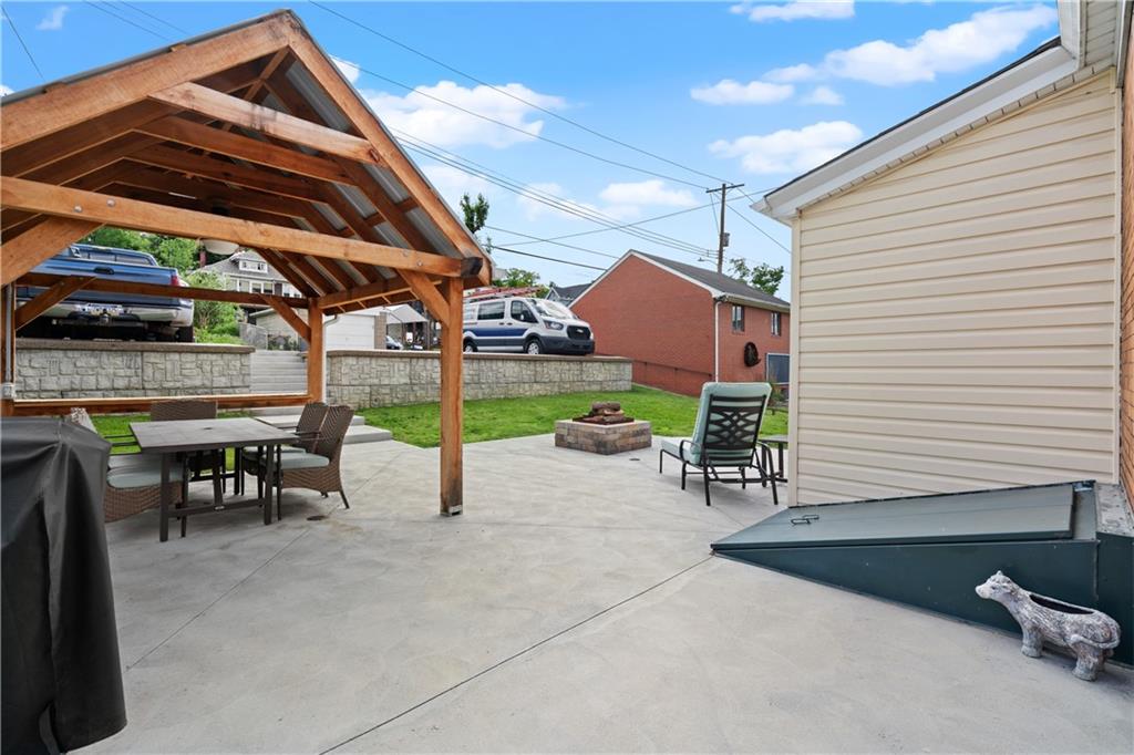 1622 Ridge Avenue Coraopolis, PA 15108 - Photo 23 of 25 Gallery Image 23