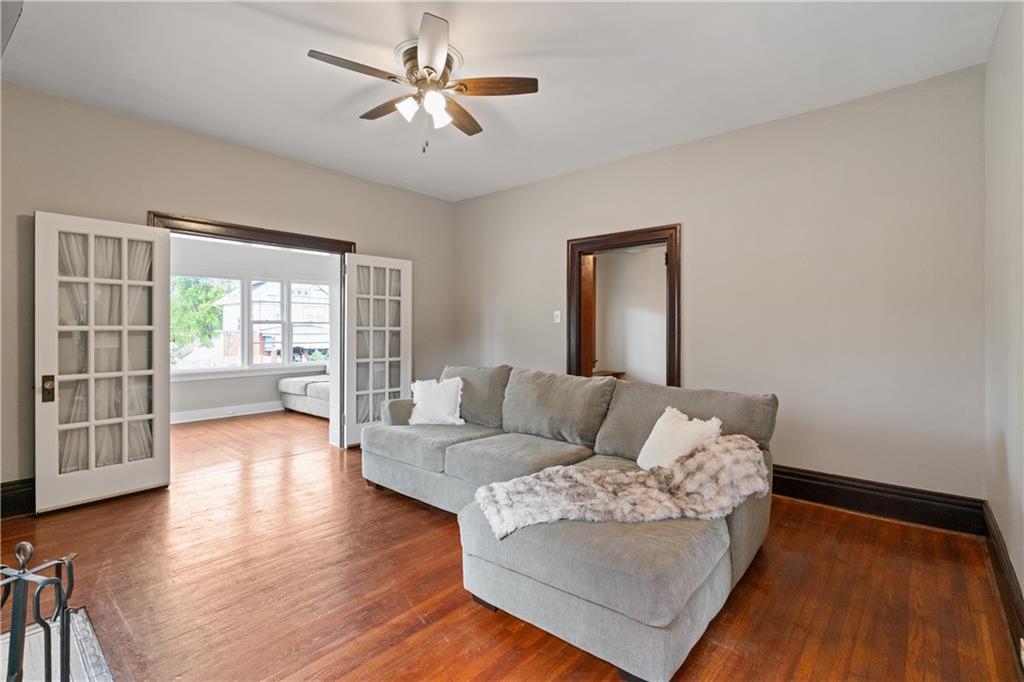 1622 Ridge Avenue Coraopolis, PA 15108 - Photo 6 of 25 Gallery Image 6