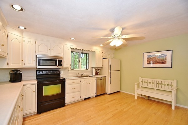 16 Marjorie Road Burlington, MA 01803 - Photo 5 of 22 Gallery Image 5