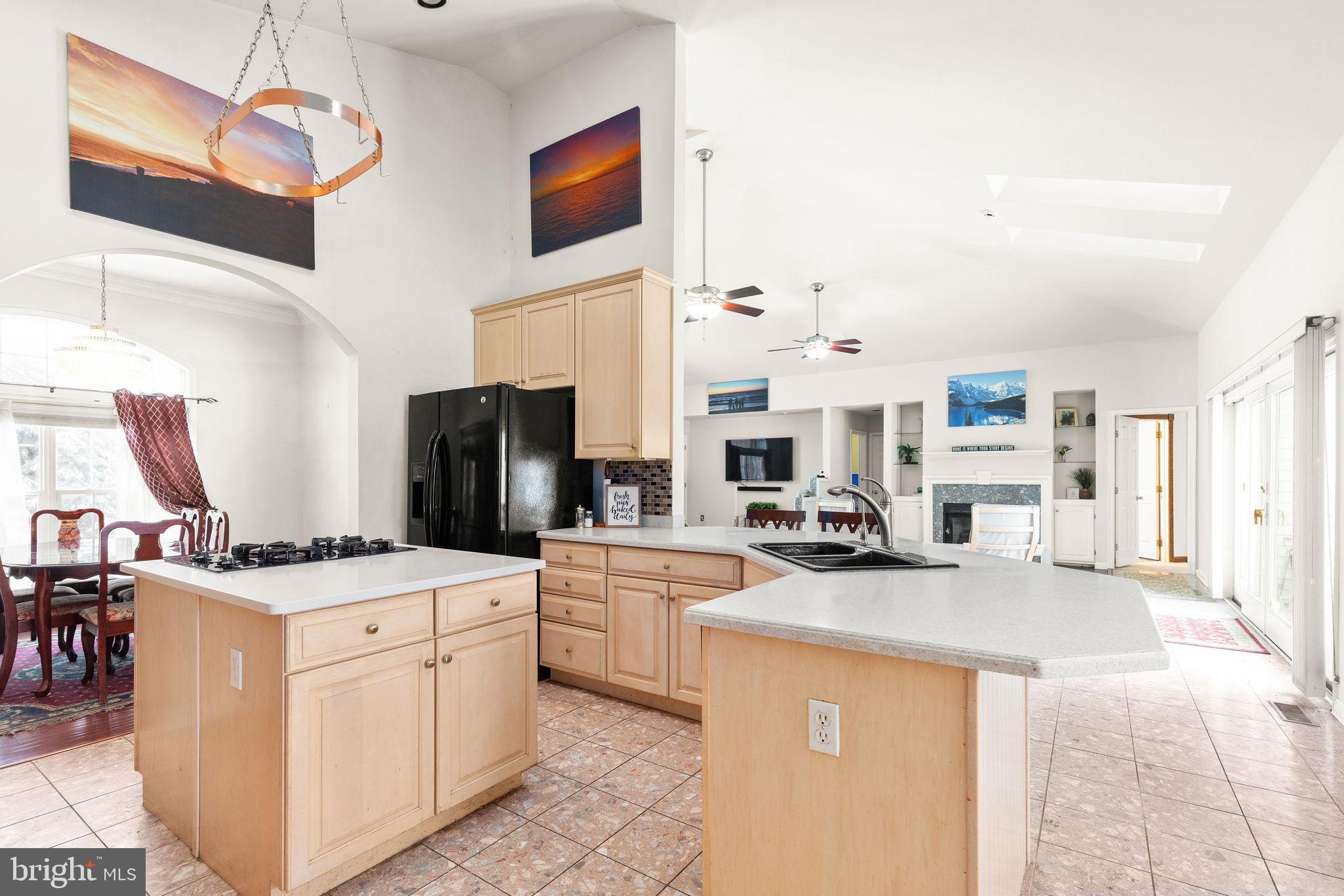 14217 Robcaste Road Phoenix, MD 21131 - Photo 14 of 54 Kitchen