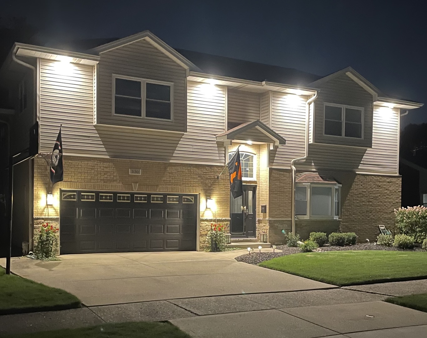 130 Elm Tree Lane Elmhurst, IL 60126 - Photo 2 of 28