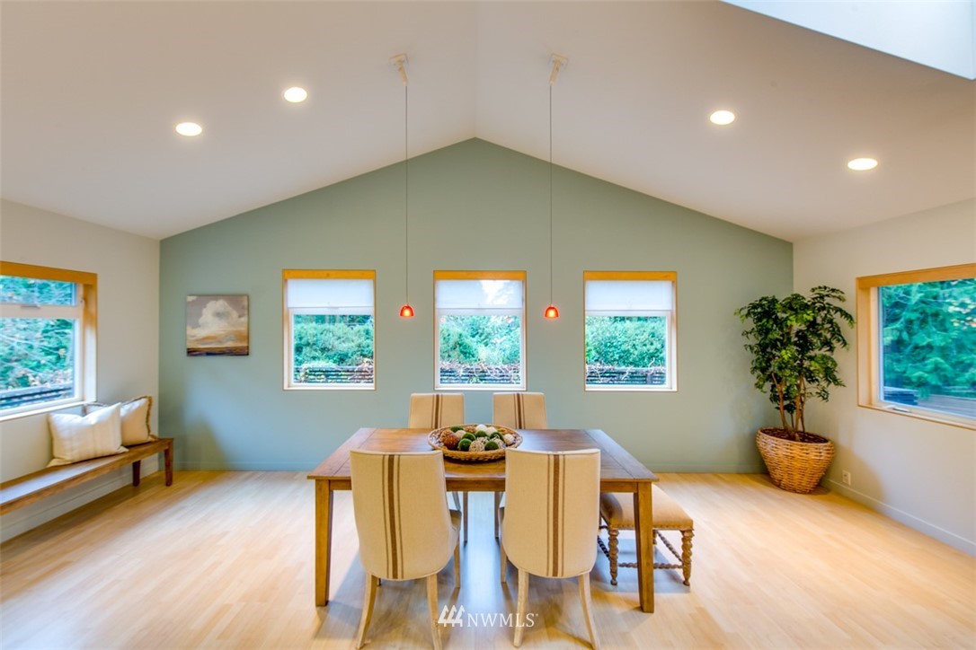 8937 Northeast Spargur Loop Road Bainbridge Island, WA 98110 - Photo 14 of 22 Gallery Image 14