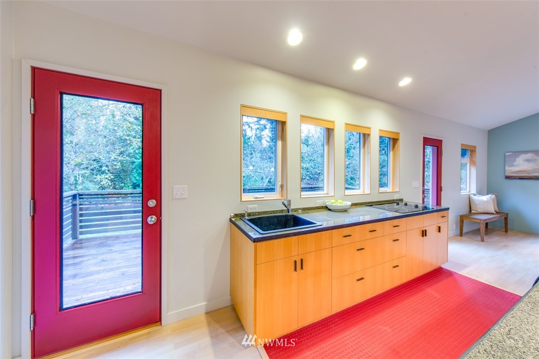 8937 Northeast Spargur Loop Road Bainbridge Island, WA 98110 - Photo 15 of 22 Gallery Image 15