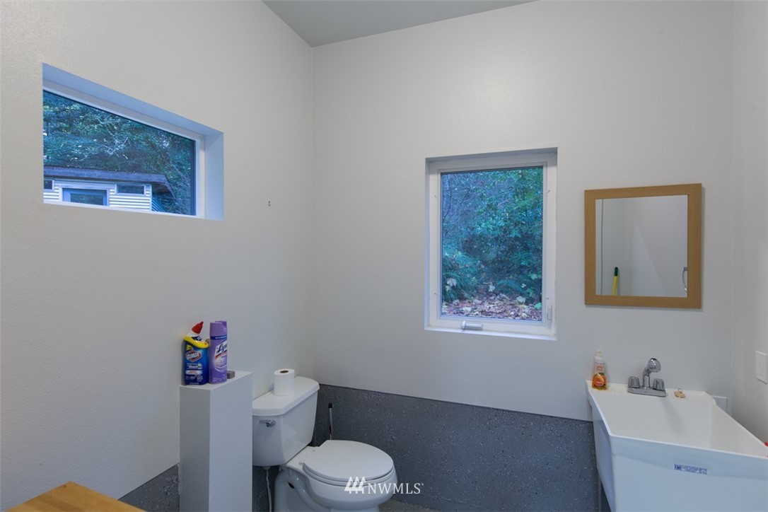8937 Northeast Spargur Loop Road Bainbridge Island, WA 98110 - Photo 22 of 22 Gallery Image 22